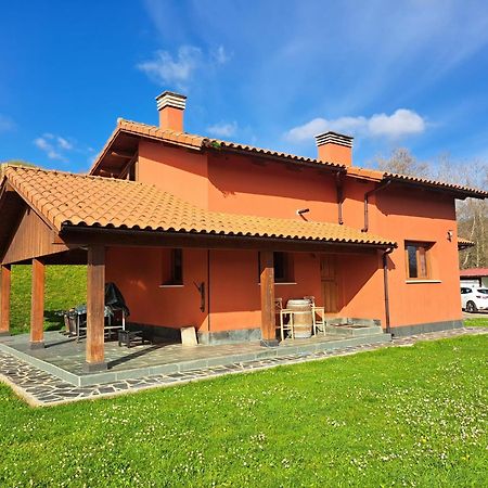 La Casita De Titi Villa Pravia Ngoại thất bức ảnh